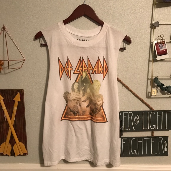 Forever 21 Tops - NWT Def Leppard Muscle Tee